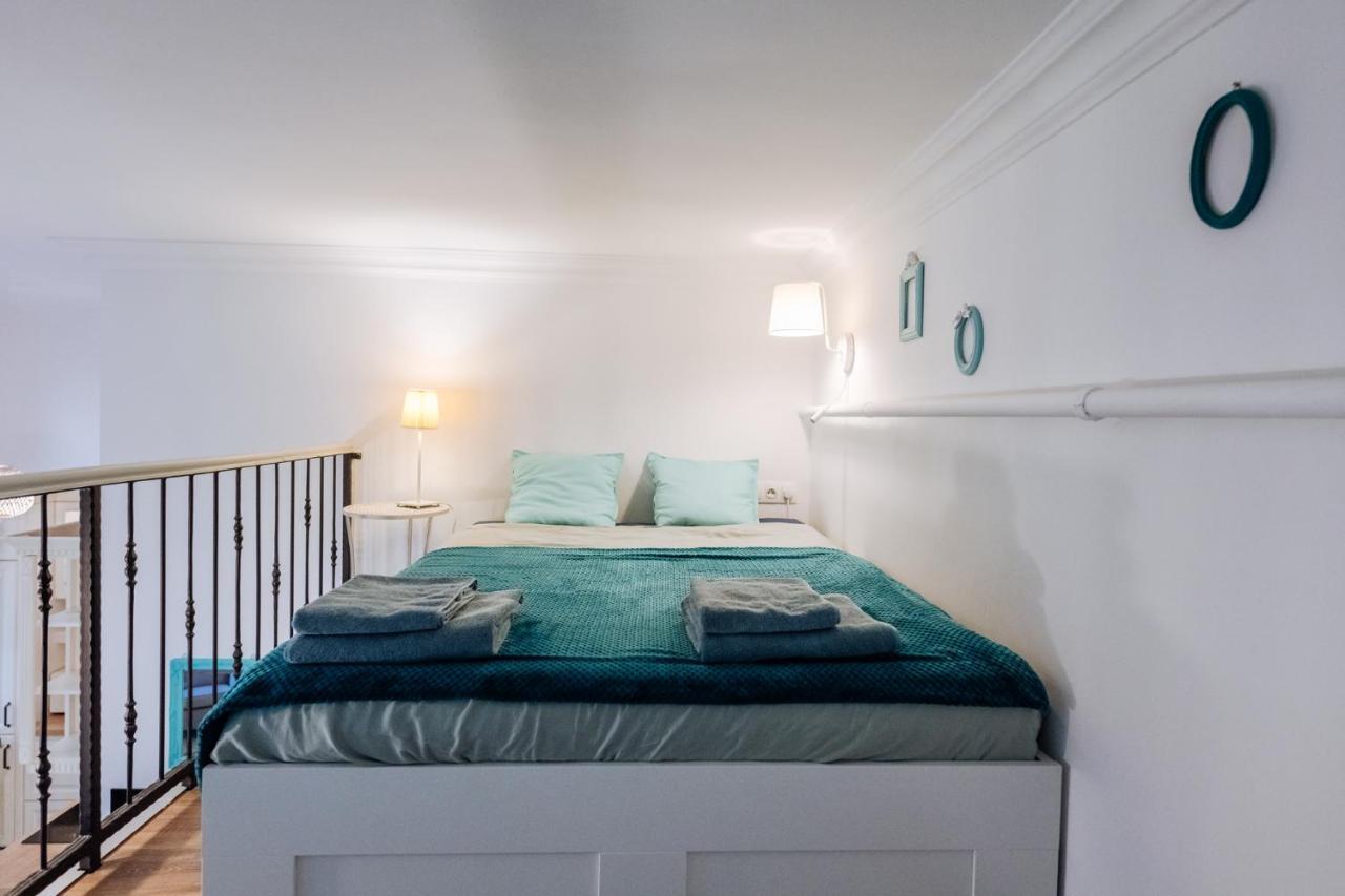 Ombre Apartment With Parking Option ブダペスト エクステリア 写真