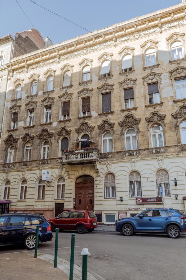 Ombre Apartment With Parking Option ブダペスト エクステリア 写真